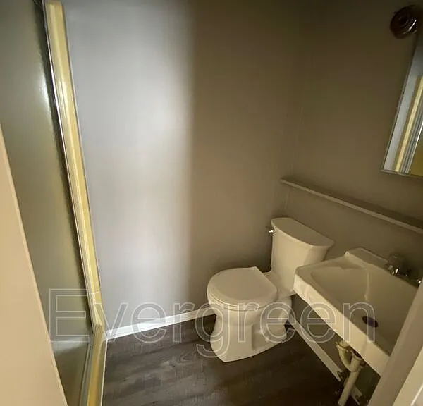 347 Washington St #LOWER — Photo 21