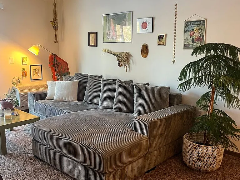 Pine Ridge Apartments — Photo 13