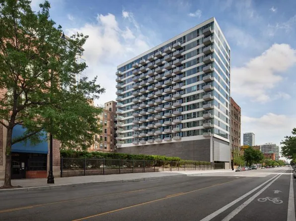 1345 S Wabash Ave, Chicago, IL