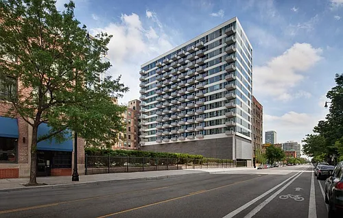 1345 S Wabash Ave Photo 1