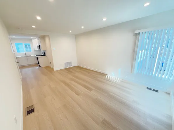 BRAND, 1235 N Brand Blvd APT 9, Glendale, CA 91202