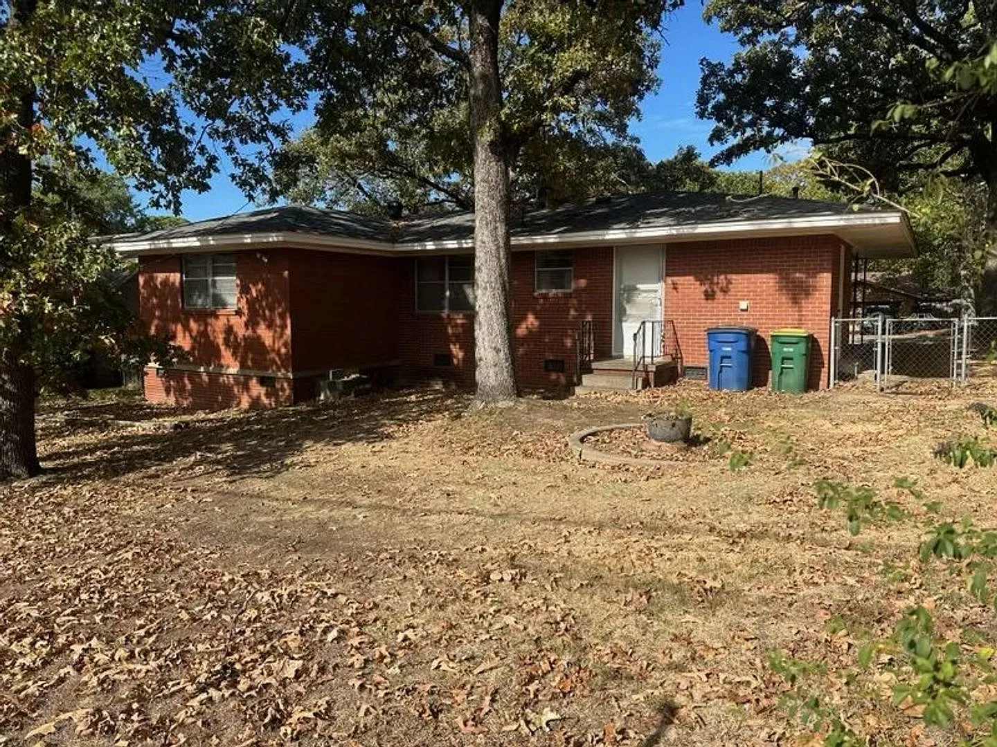 Nice 3 Bedroom 2 Bathroom House located at 6604 Corsica Drive North Little Rock, Arkansas, coveri... — Photo 2