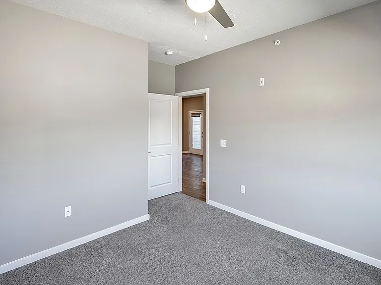 VUE156 — Photo 18