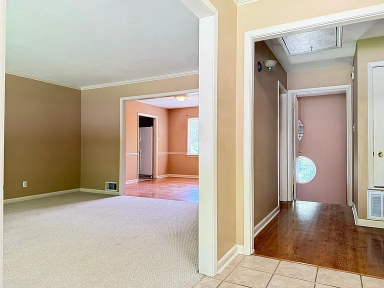 323 Auburn Dr — Photo 38
