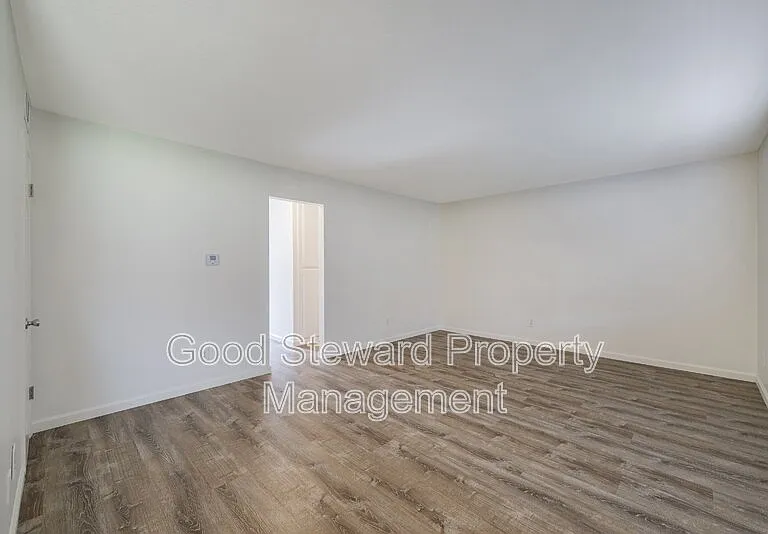 16721 Bartlett Ln #3 — Photo 7