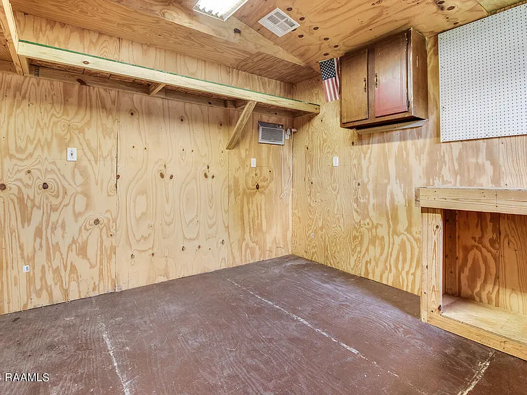303 Gerald Dr — Photo 24
