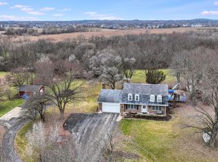 S996 Wenmoth Rd, Batavia, IL 60510