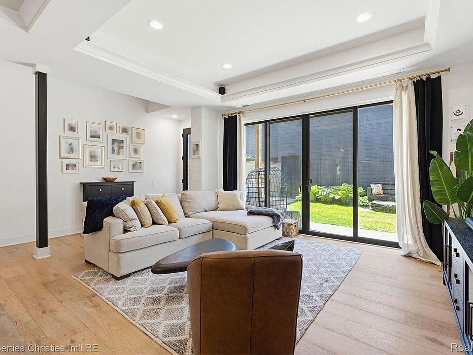 710 E Parent Ave, photo 16
