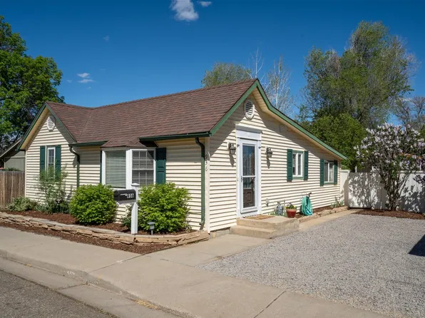 936 6th St, Berthoud, CO 80513
