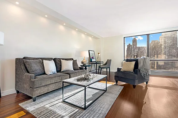 Sold by Compass | media 1