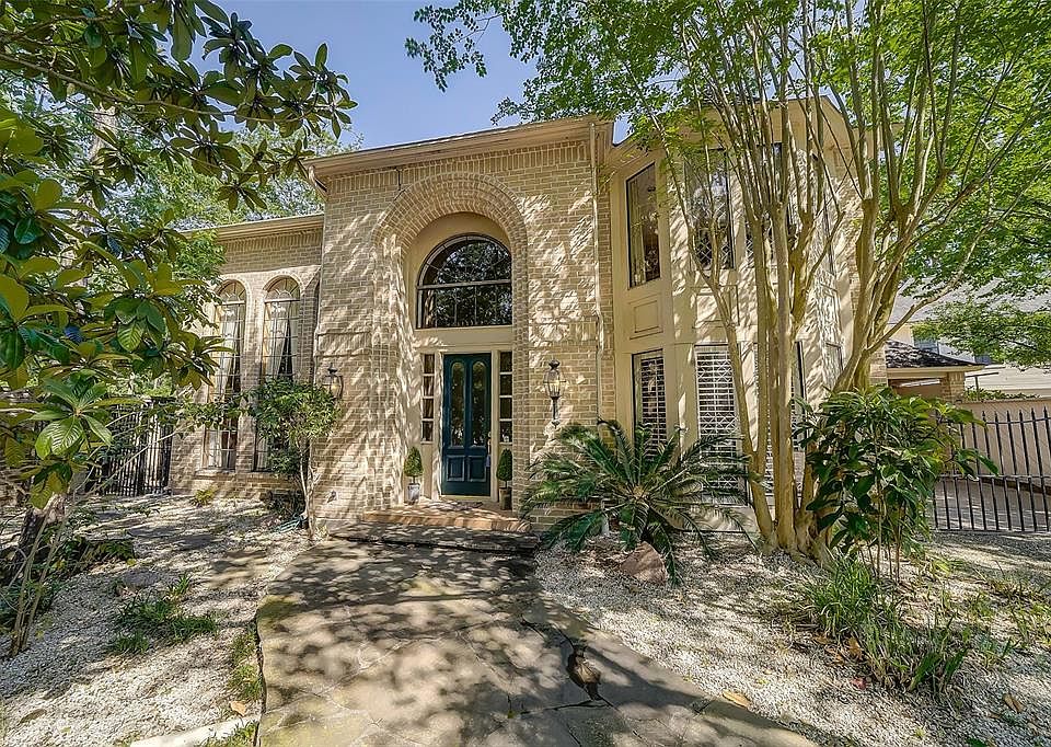 Welcome home to 12330 Tealwood North Dr. in the heart of Spring Branch. Low maintenance yard with mature trees.