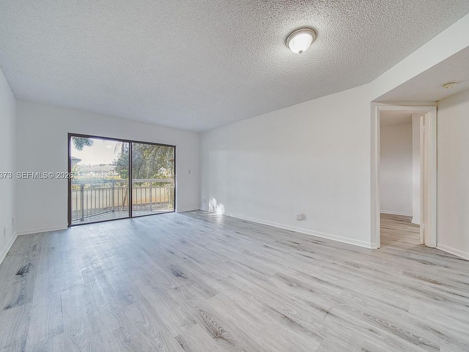 1st image of 8290 Lake Dr #2