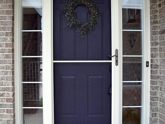 2nd image of 1265 Meadowbrook Blvd