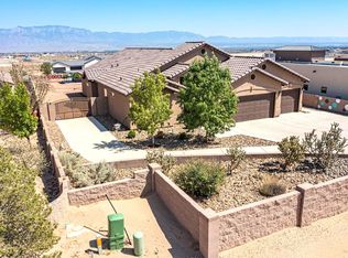 1332 5th St SE, Rio Rancho, NM 87124