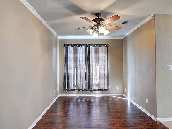 4th image of 11932 Porcupine Dr