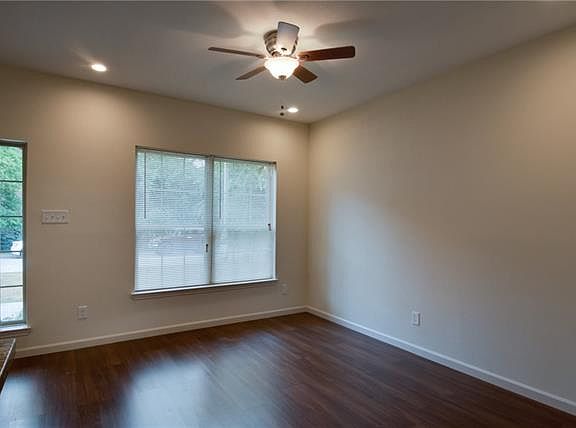 5th image of 8109 Albert St