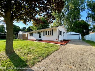 516 W Miller Rd, Lansing, MI 48911