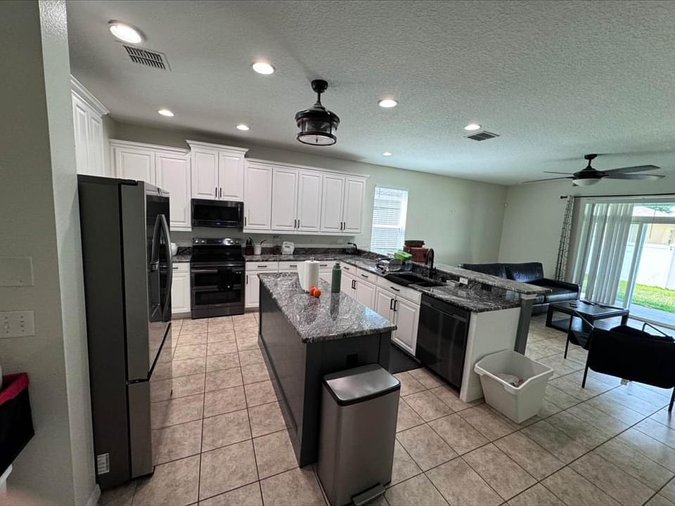 1st image of 15531 Carina Dr #3