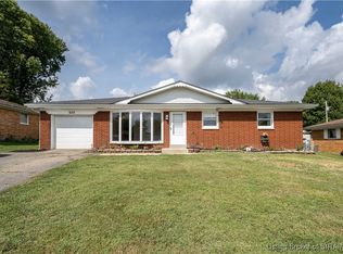 630 Pennsylvania Ave, Sellersburg, IN 47172