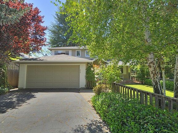2nd image of 212 Selby Ln