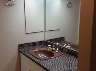 917 Carmans Rd, Massapequa, NY 11758