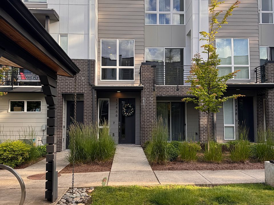 1st image of 12466 NE 10th Ln