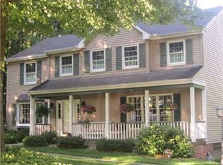 7033 Franklin Rd, Cranberry Township, PA 16066