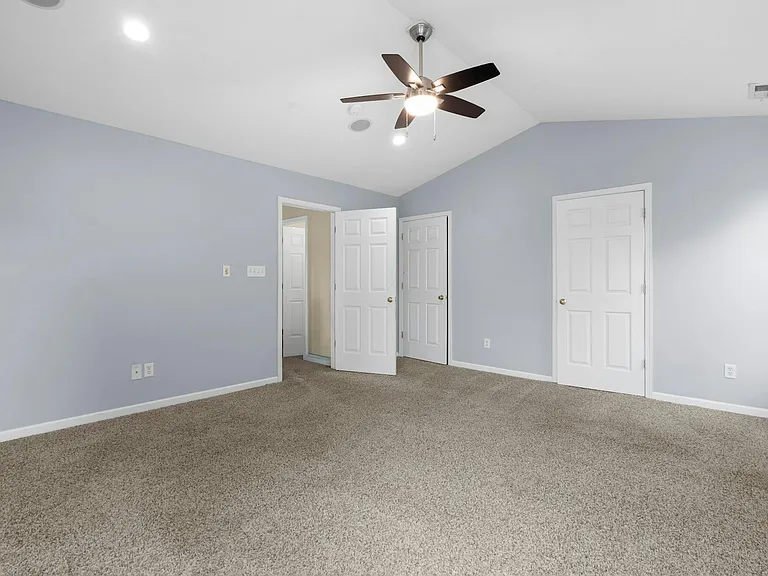 3510 King Edward Way — Photo 24
