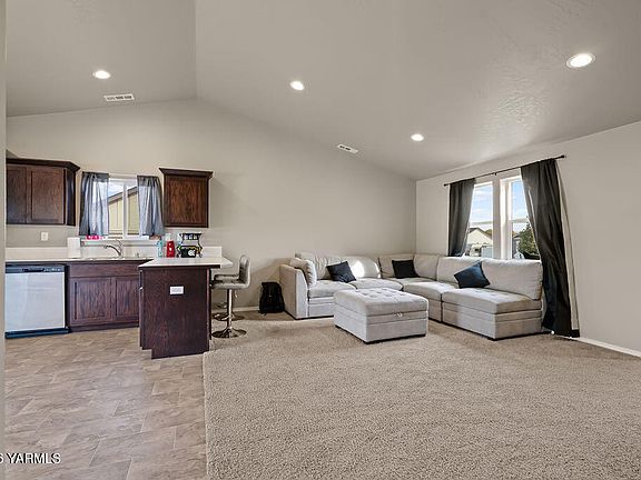 5th image of 118 Bitters Loop