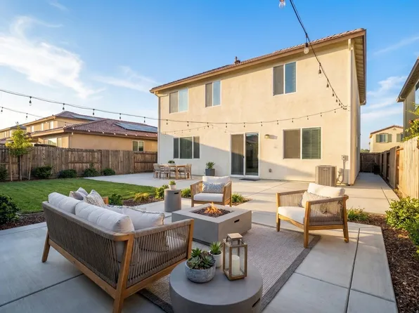 1863 Lateral Ave, Manteca, CA 95337