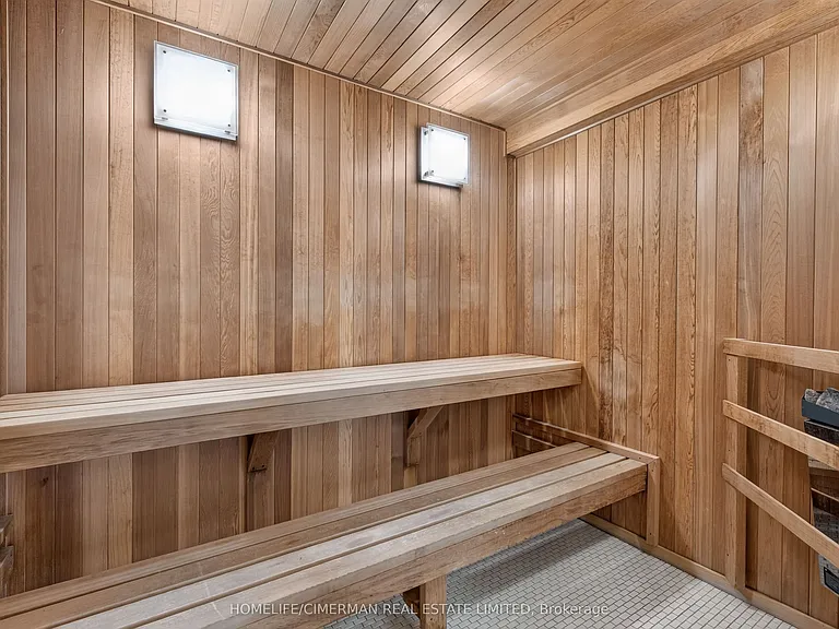 9090 Yonge St #1010 — Photo 43