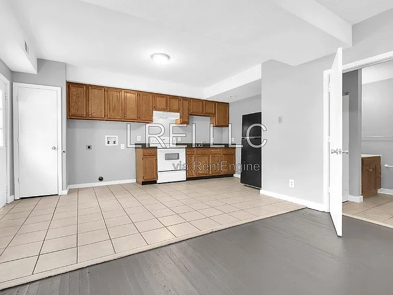 4161 Reservoir Ave #101 — Photo 7