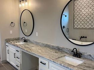 3001 Oakdale Crossing Ct, Corpus Christi, TX 78418