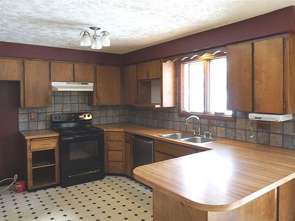 5th image of 508 E Shenandoah Dr