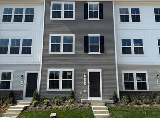 346 Water Course Dr, Ranson, WV 25438