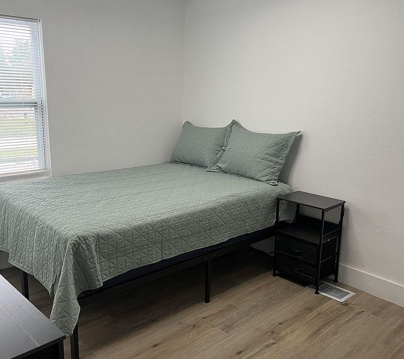 1st image of 234 S Volusia Ave #4