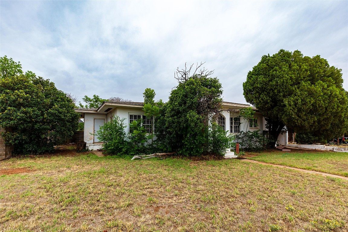 310 E Burnside St, Rotan, TX 79546 Zillow