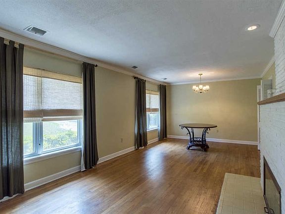 3rd image of 507 N 77th Ave