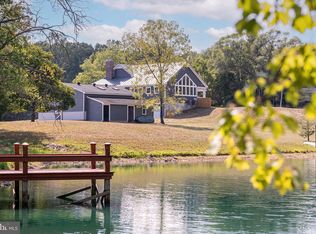 6329 Swains Rd, Marshall, VA 20115