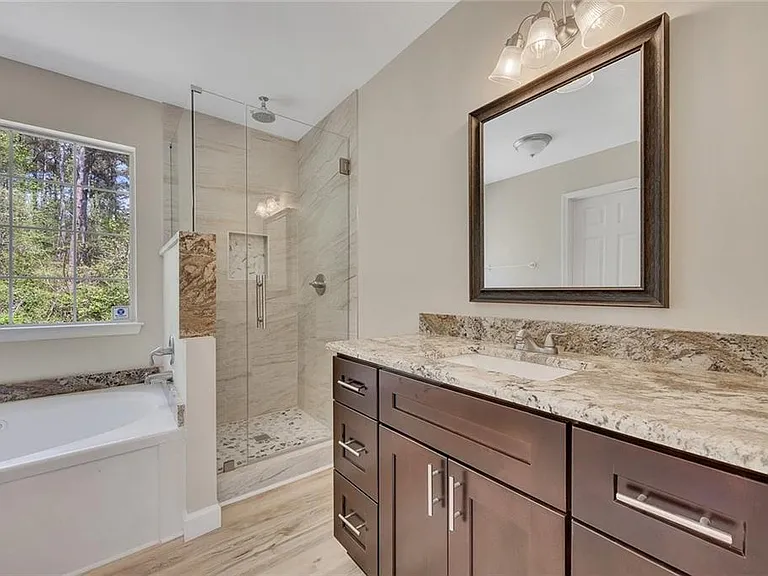 2226 Alyssa Ct — Photo 12
