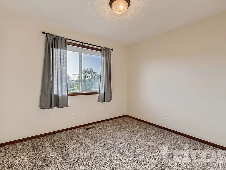 7535 Lannon Ave NE — Photo 12