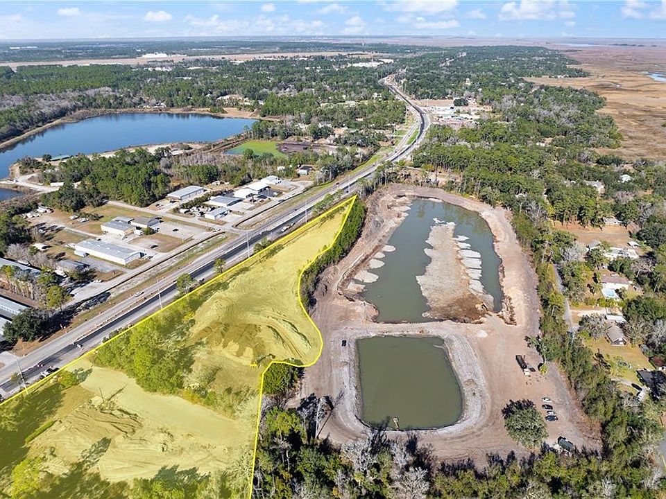 2nd image of 4270 Highway 17 N
