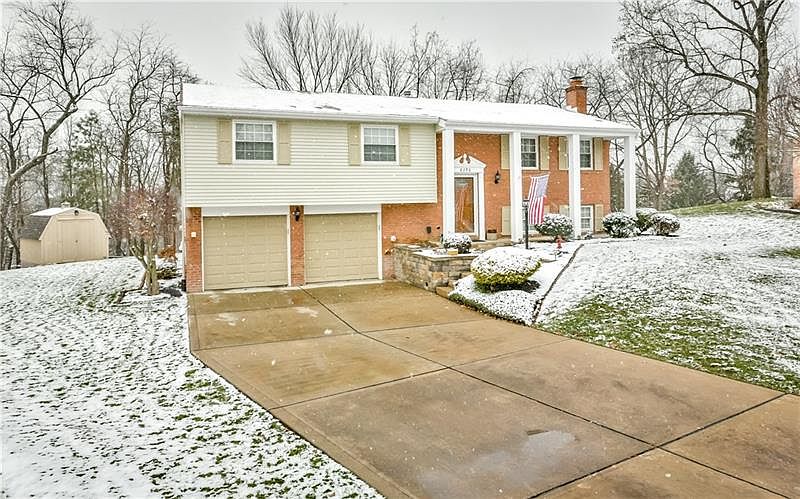 1st image of 8396 Knollwood Dr