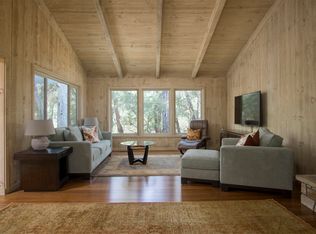 1098 Mission Rd, Pebble Beach, CA 93953