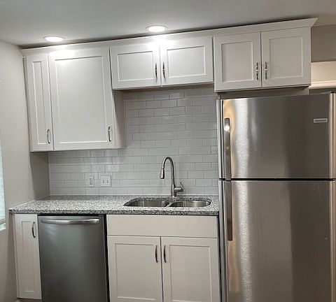 3rd image of 4167 Allendale Dr APT 1