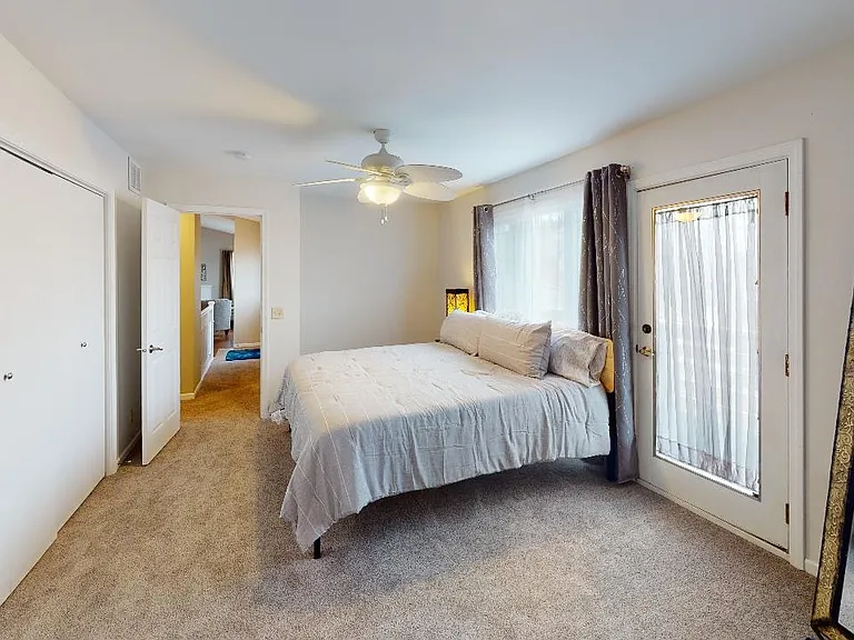 821 Flormann St — Photo 4