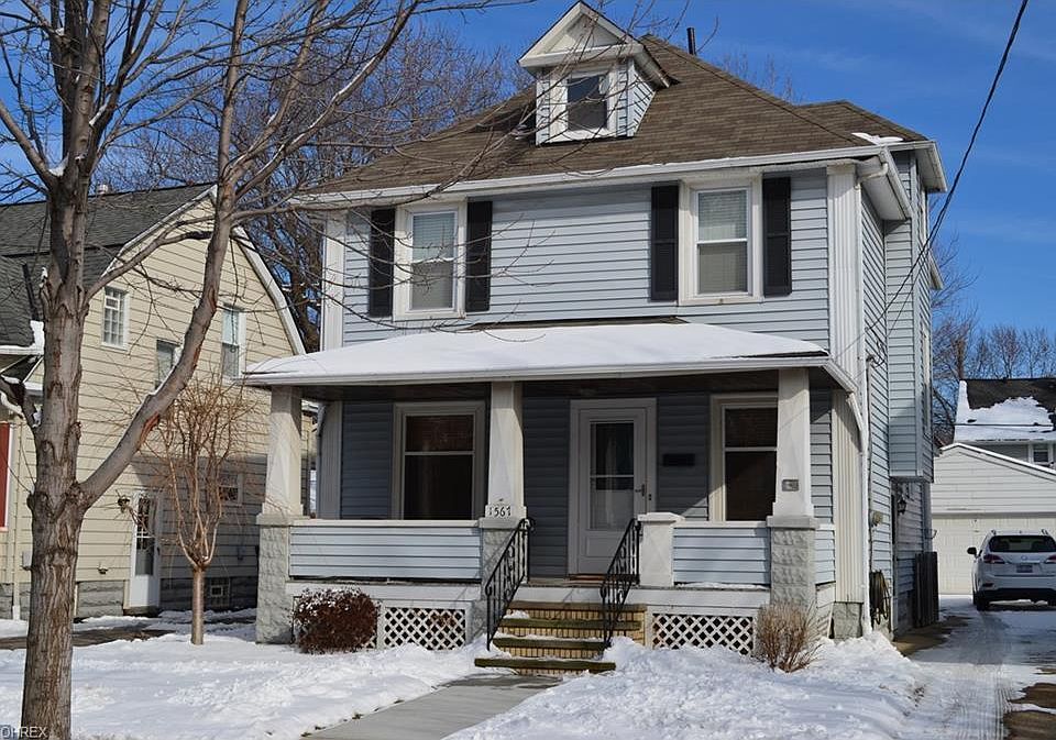 1st image of 1567 Rosewood Ave