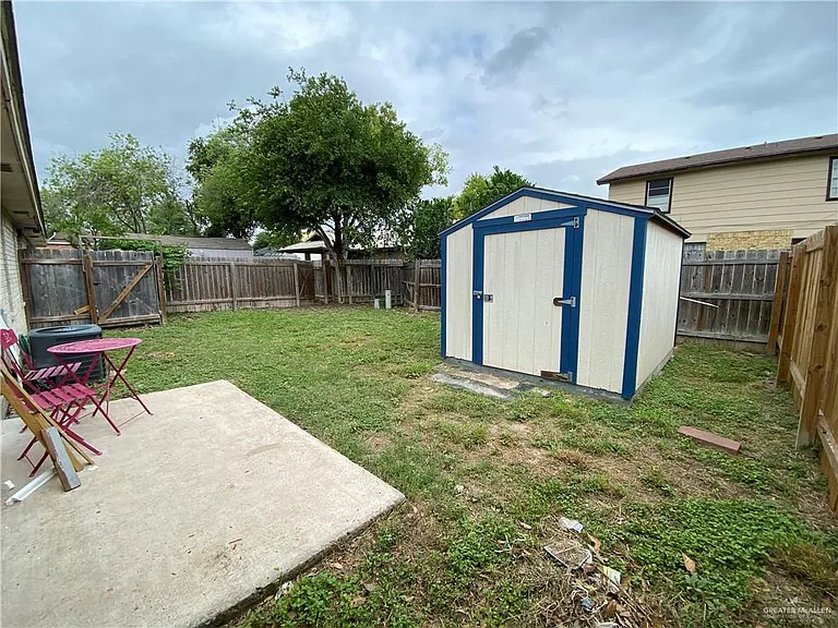 2132 W Iris Ave #2 — Photo 14