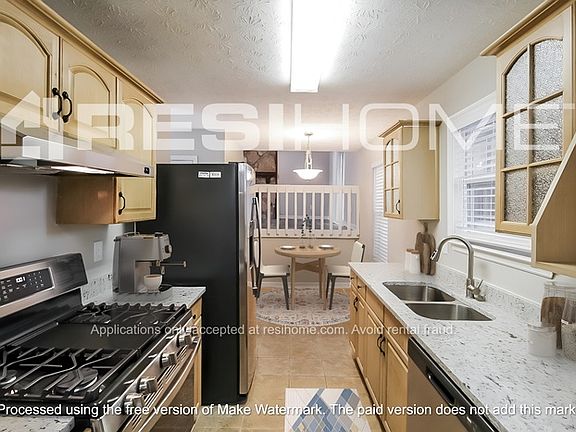 3rd image of 6173 Creekford Dr
