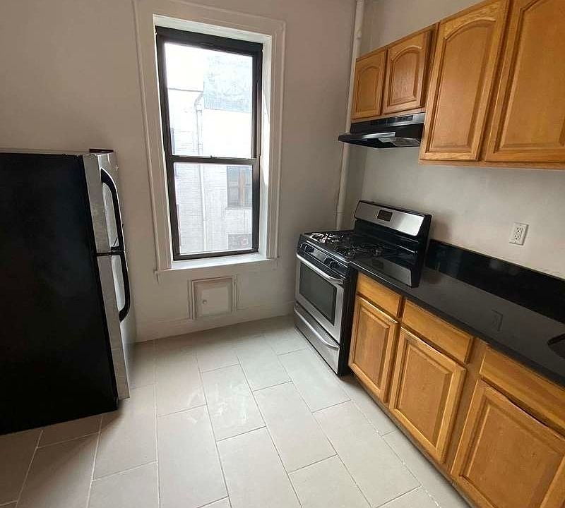 1st image of 27-18 23rd St #4E